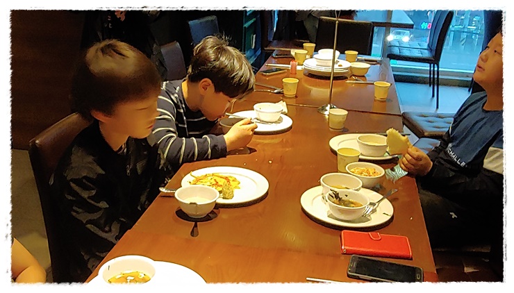 20190426_082713_HDR